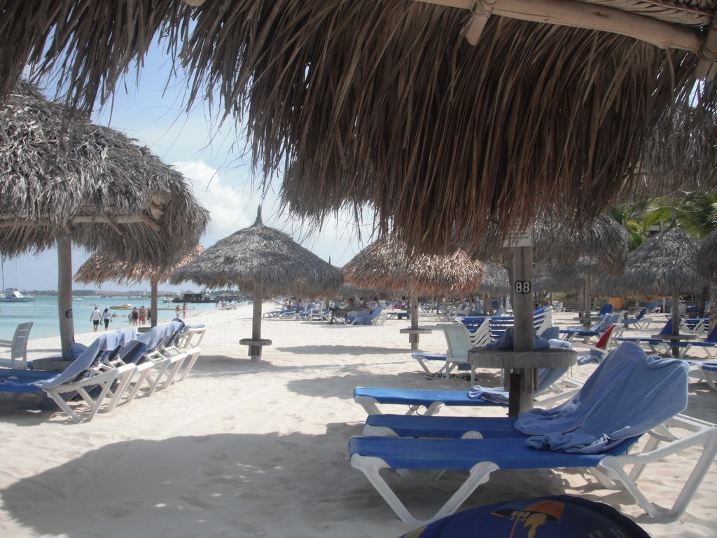 The beach was never crowded, and it was easy to get a palapa.
