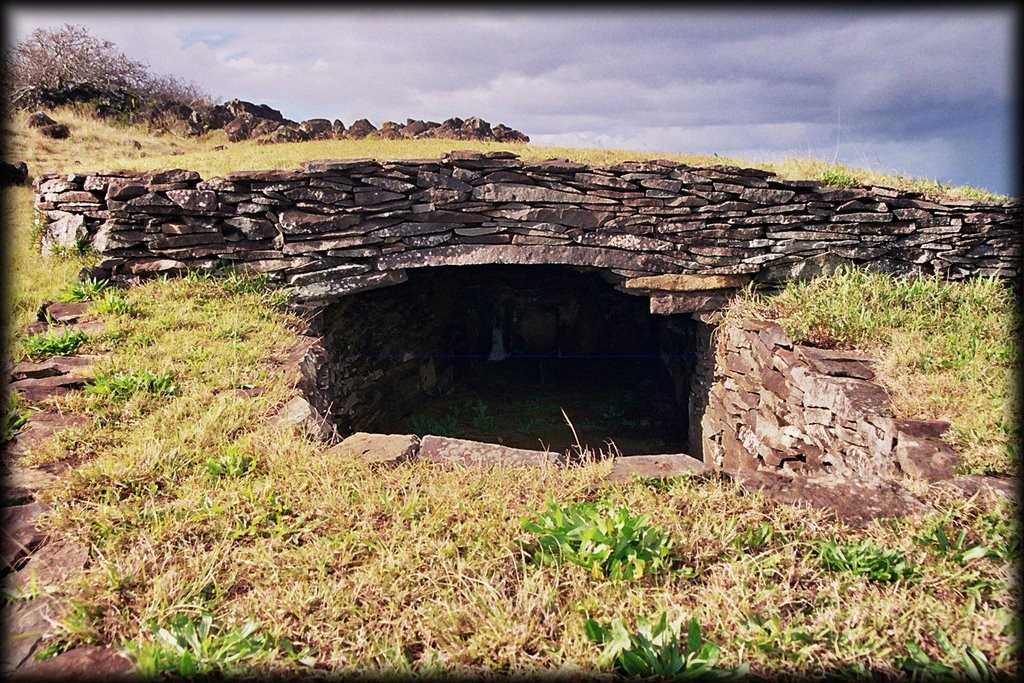 We visited the Orongo Ceremonial Village, in the park of Rano Kau.  The homes were built in the 18th and 19th centuries.