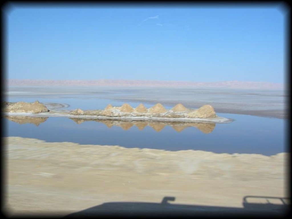 The Chott El-Jerid lies between Kebili and Tozeur.   It's an immense salt lake covering 5000 sq. km.  