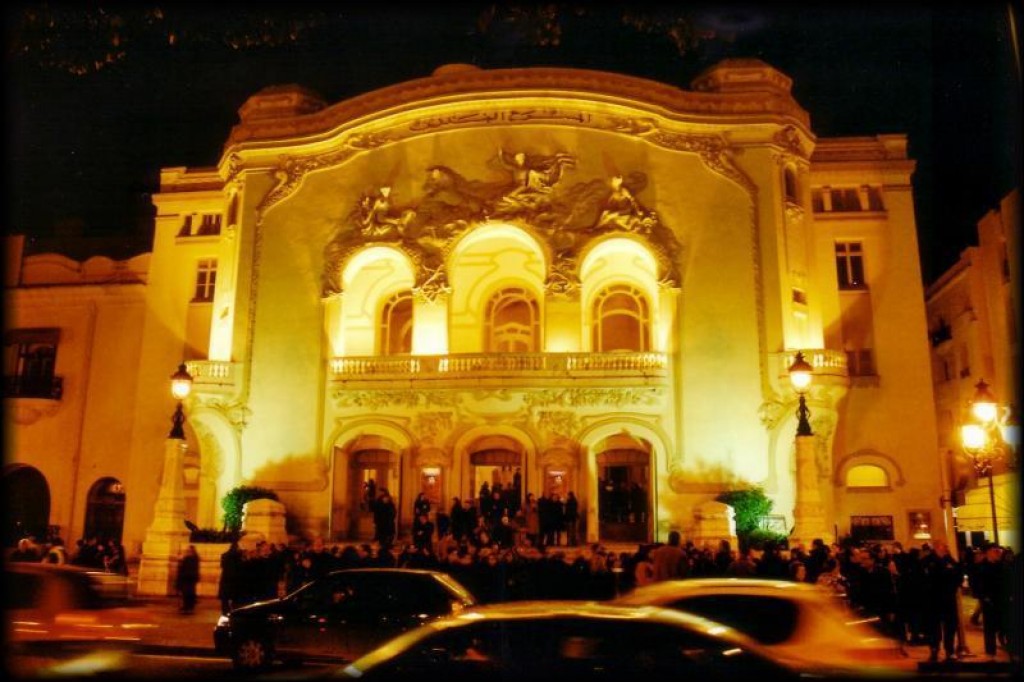 People streaming out of the National Theater on New Year's Eve.