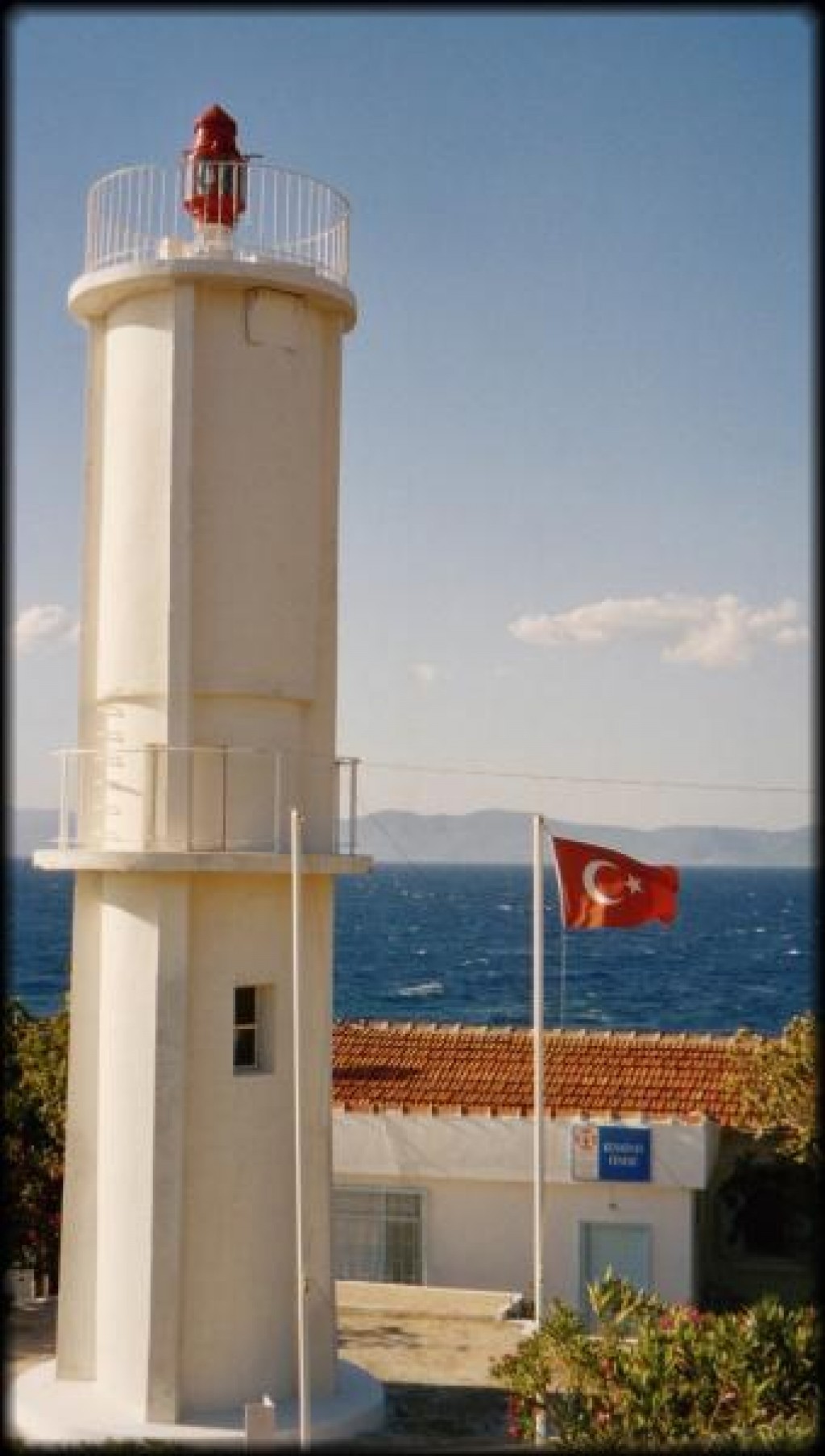 This is a lighthouse at the tip of the island.