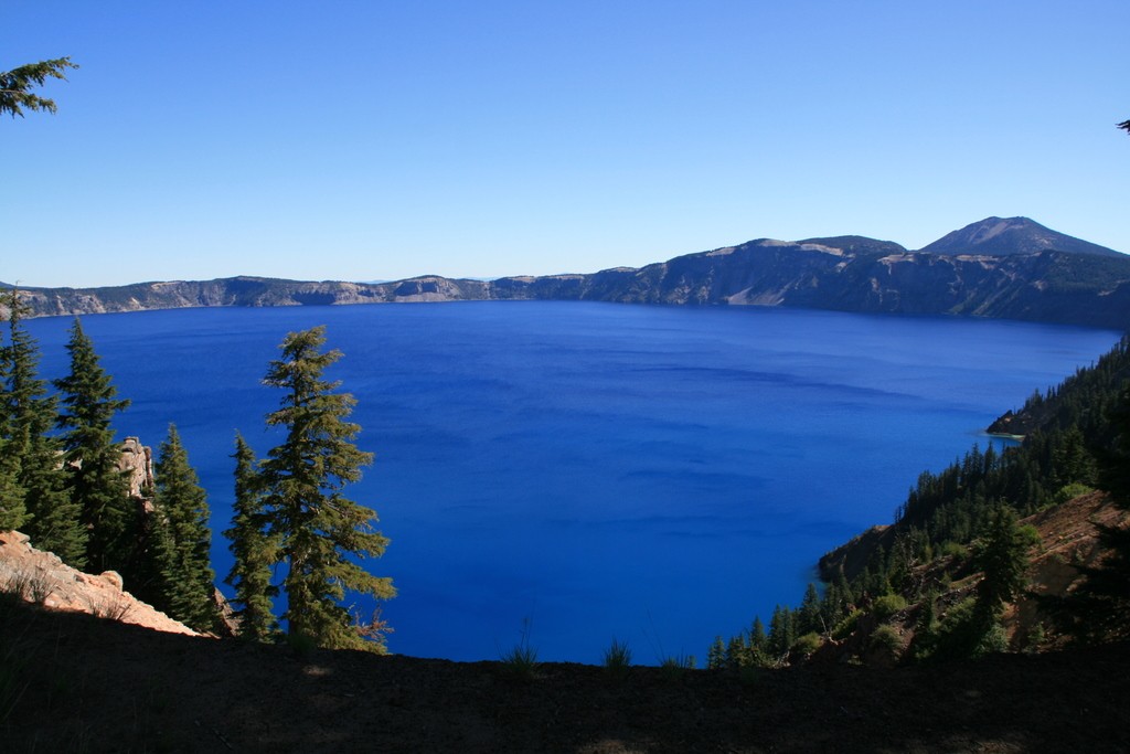 We drove to Crater Lake for the weekend.  There is a highway that goes around the lake,  this is the first view we got as we arrived..