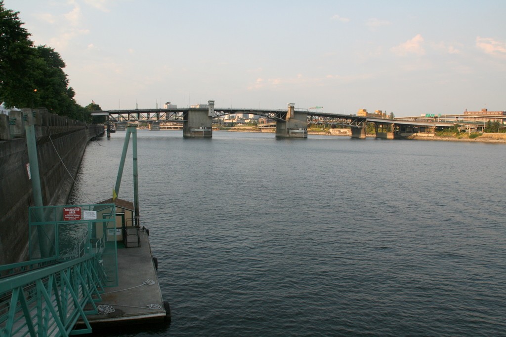 A look towards Morrison Bridge