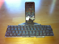 iPhone 4 and Stoaway Bluetooth Keyboard