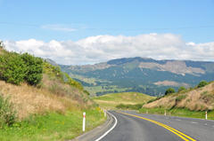 Well maintained and well signed roads make driving in New Zealand easy, despite the challenges for drivers used to driving on the right!