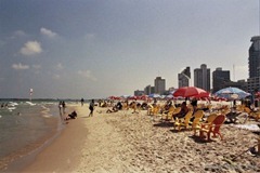 Yerushalayim Beach - a beautiful beach right in downtown Tel Aviv